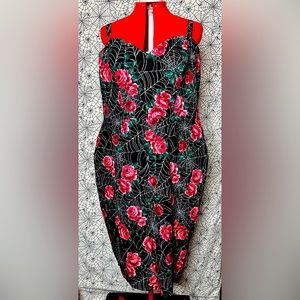 VIXEN BY MICHELINE PITT VANITY FAIR SPIDER WEB🕸️ AND ROSES WIGGLE DRESS